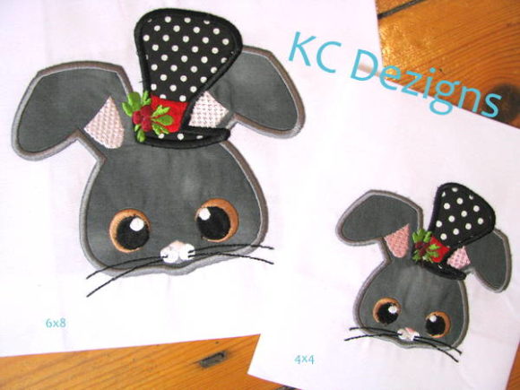Christmas Mouse With Top Hat – A Designer’s Perspective